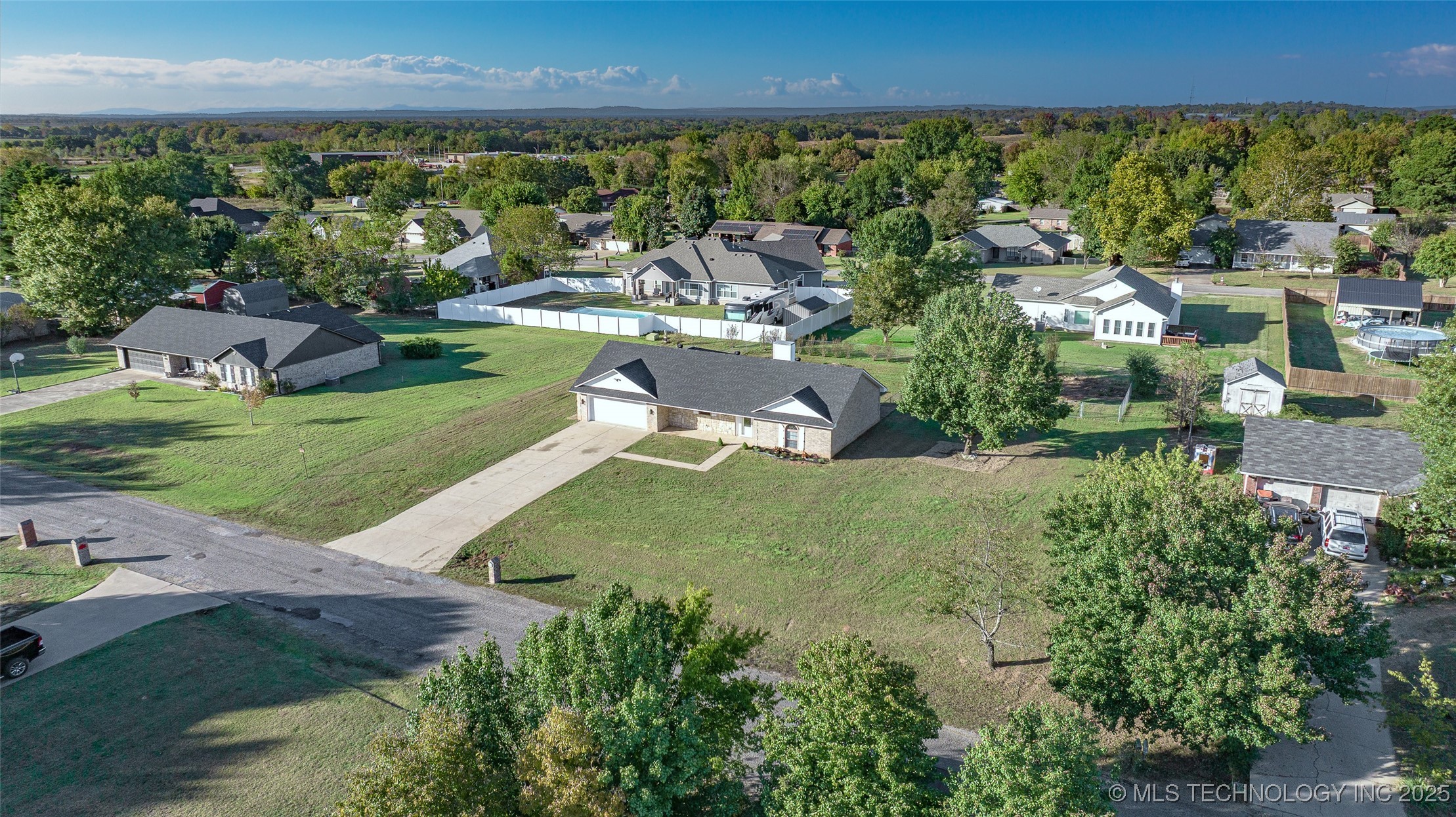 503 Janet Lane Property Photo 1