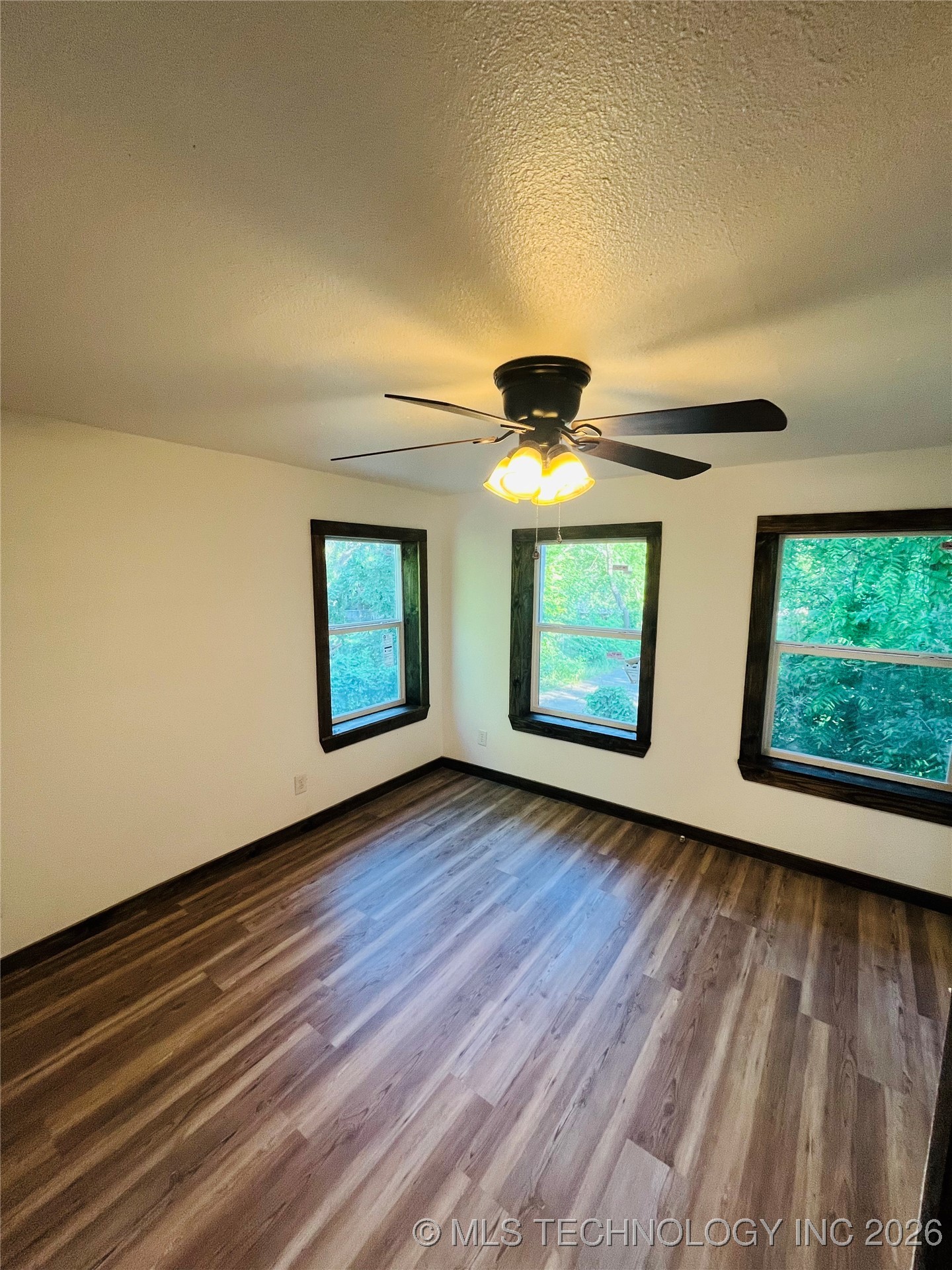 1318 N 5th Avenue Property Photo 8