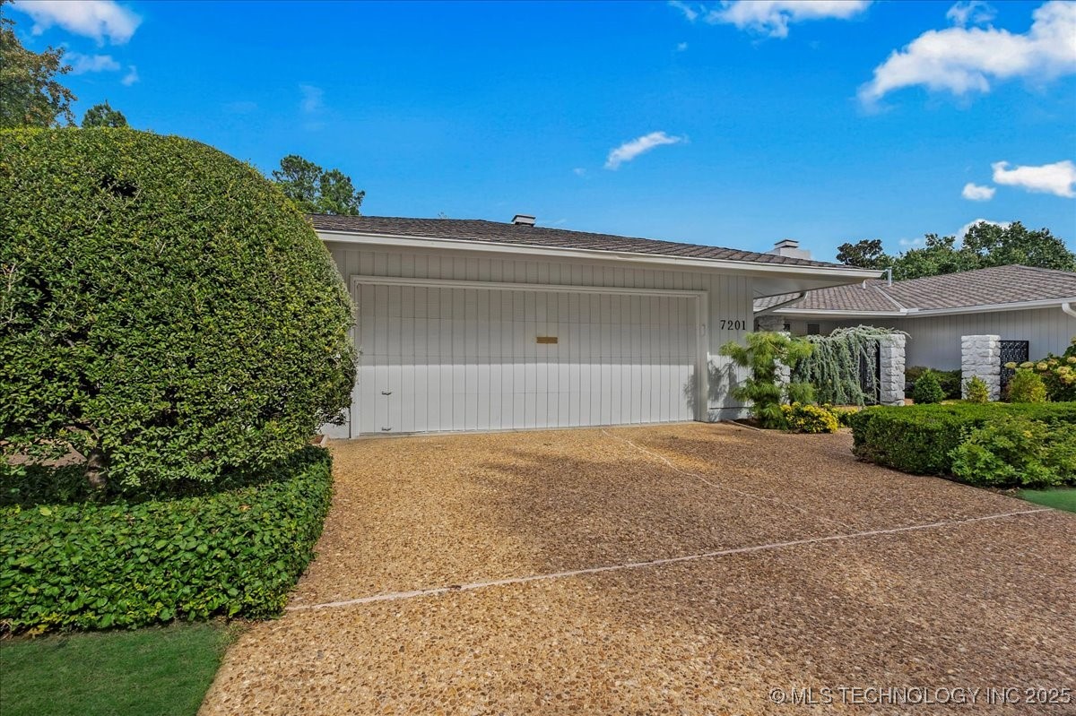 7201 S Gary Place 9 Property Photo 3