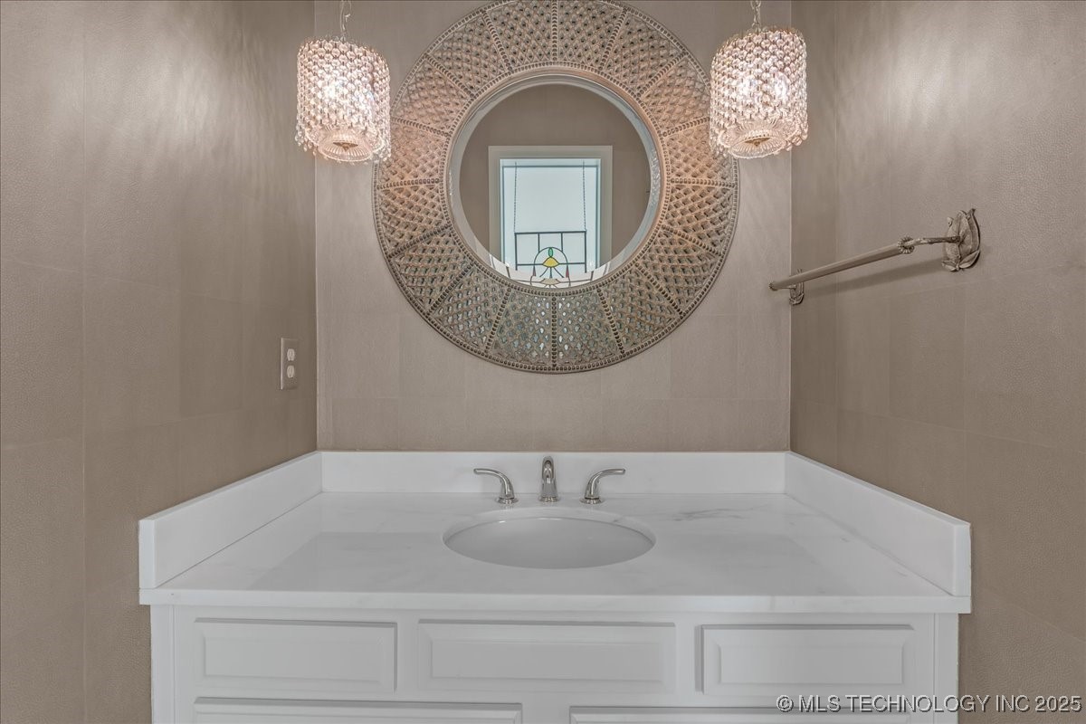 7201 S Gary Place 9 Property Photo 12