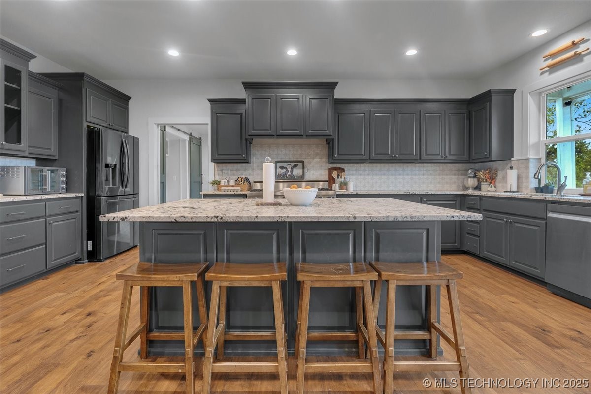 6560 S 241st West Avenue Property Photo 7