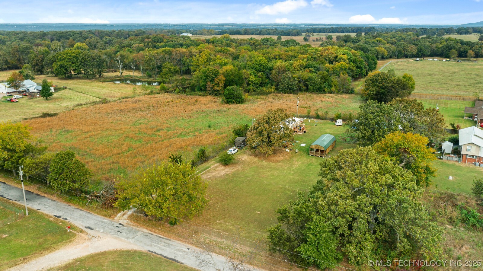 730 Property Photo 4