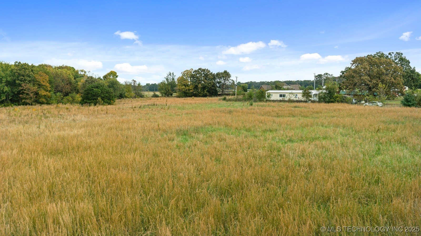 730 Property Photo 6