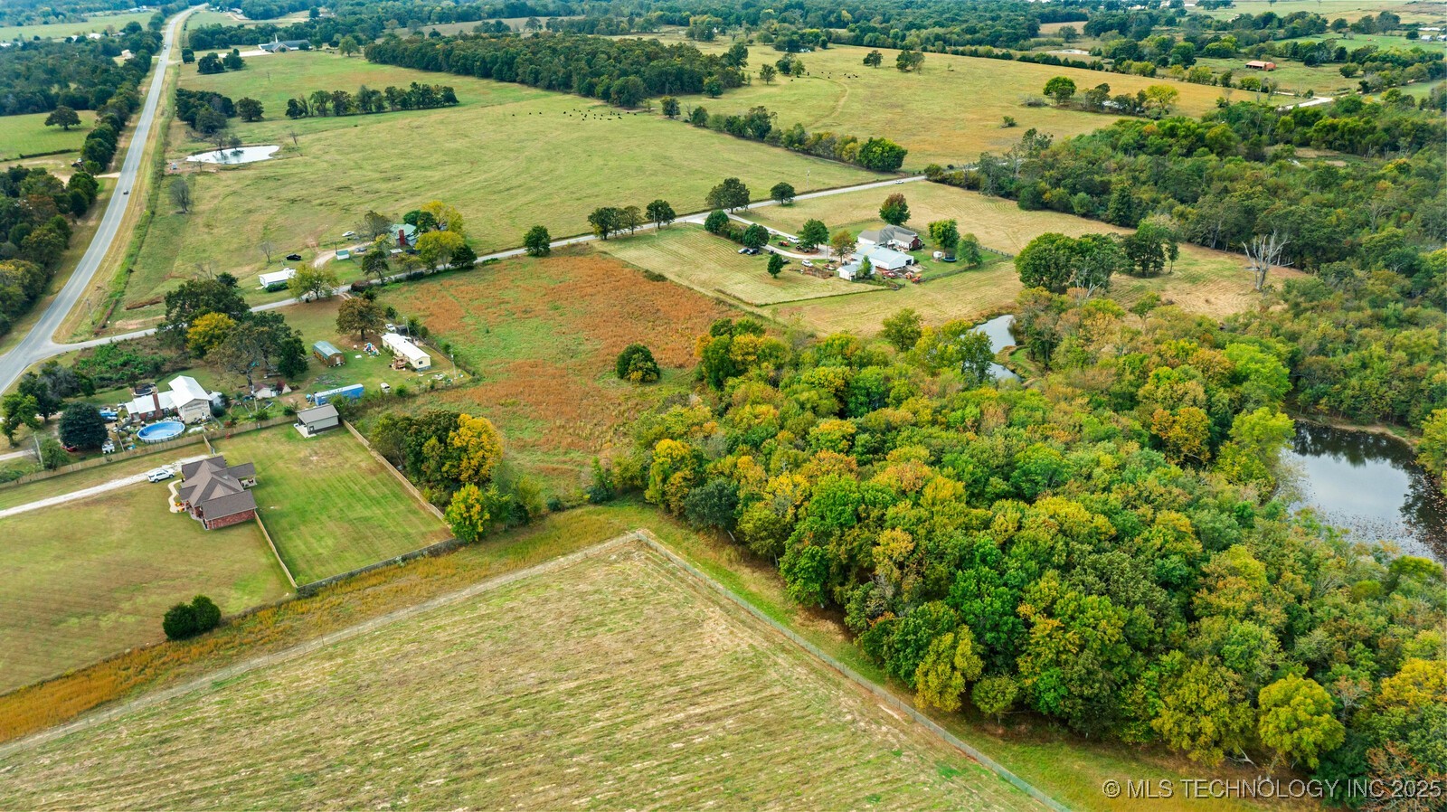 730 Property Photo 14