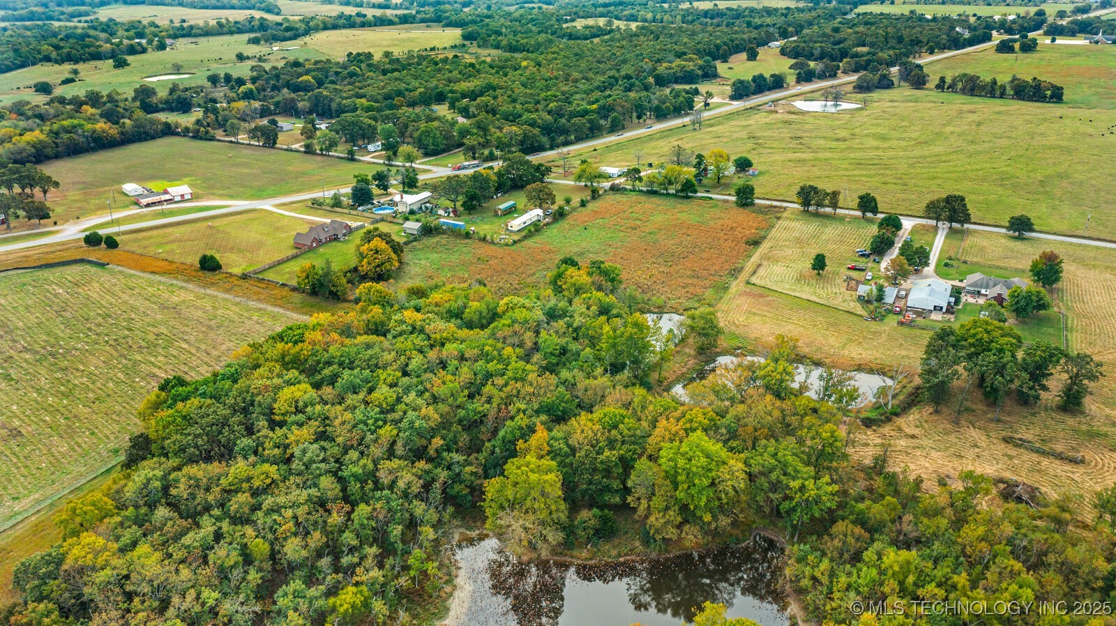 730 Property Photo 16