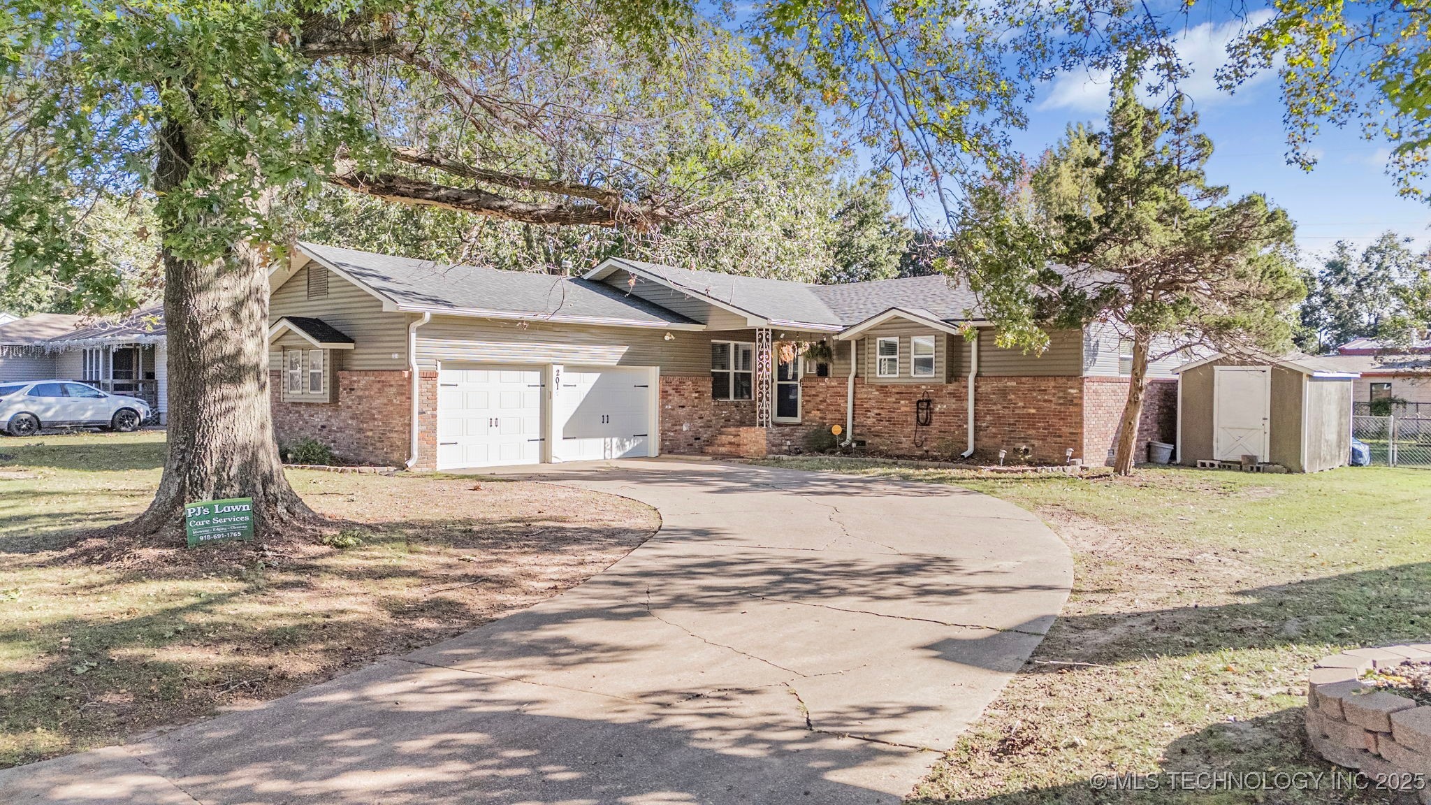 2014 Harvard Property Photo 1