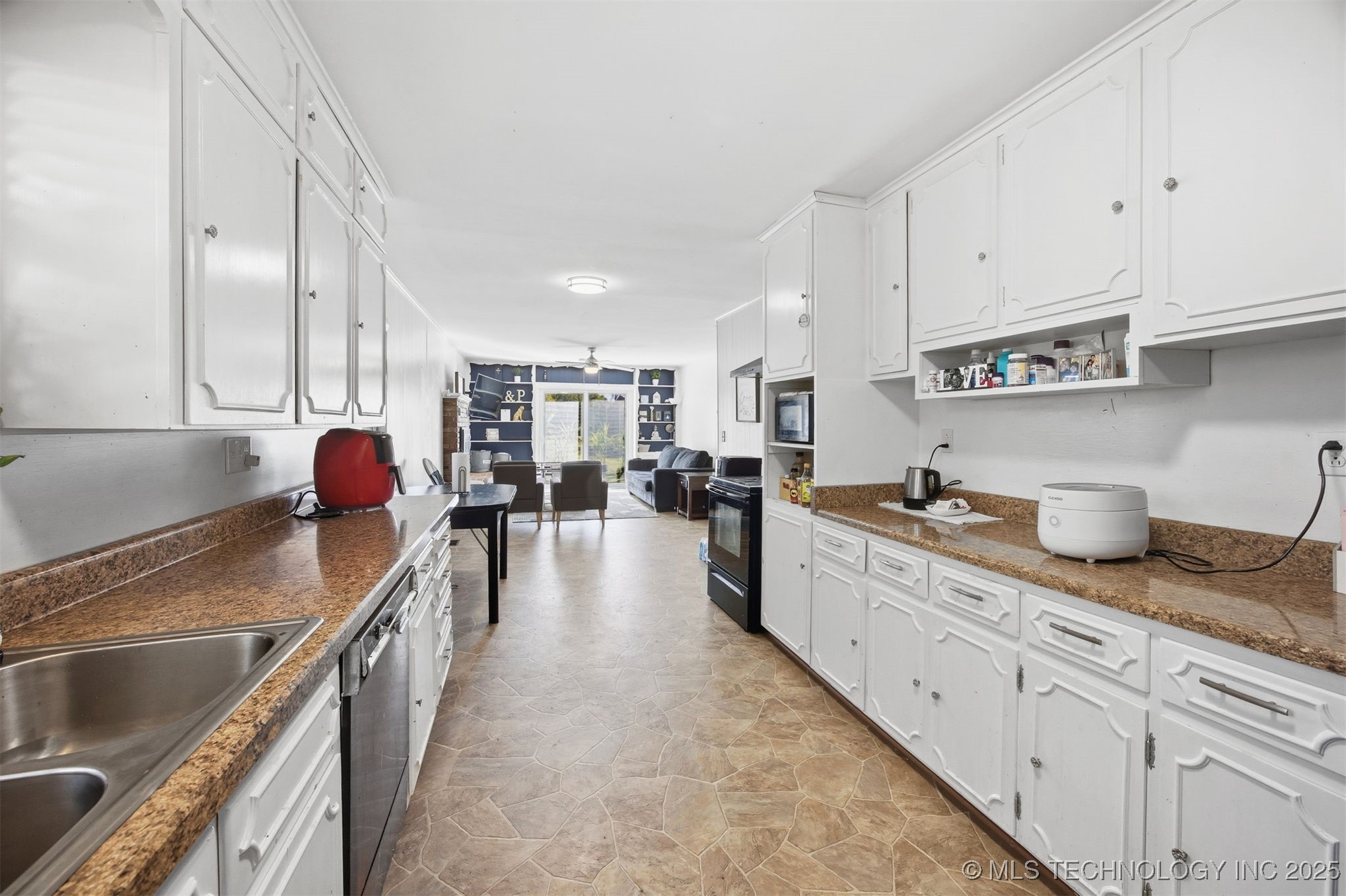 2014 Harvard Property Photo 7