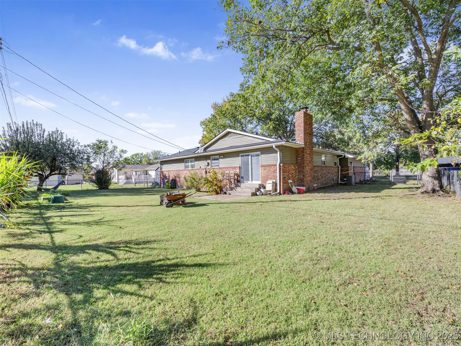 2014 Harvard Property Photo 27