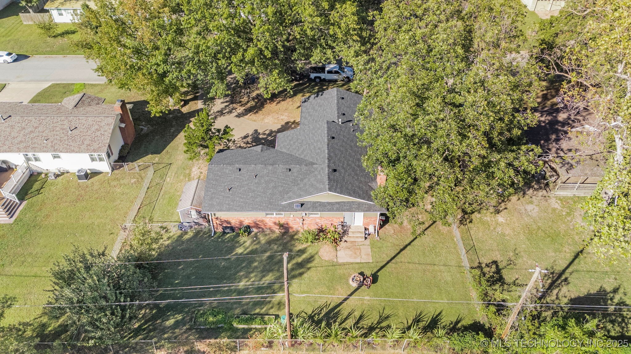 2014 Harvard Property Photo 28