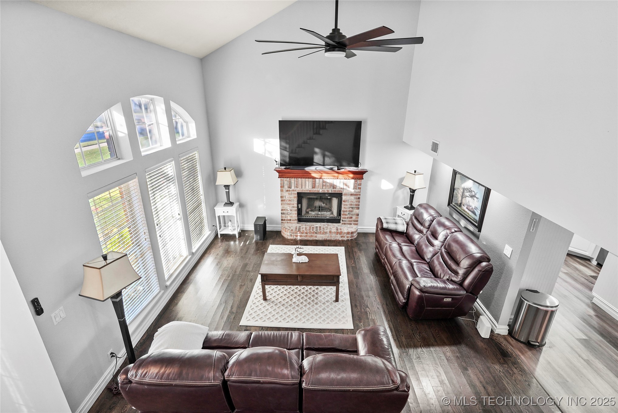 9909 N 115th East Avenue Property Photo 6