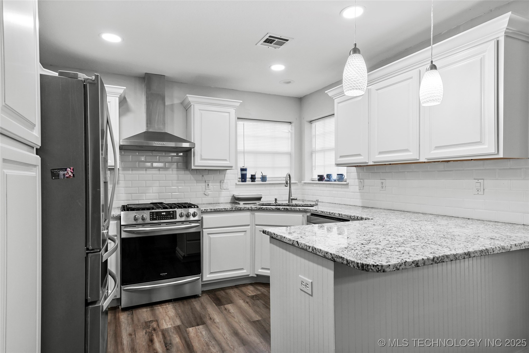 9909 N 115th East Avenue Property Photo 10