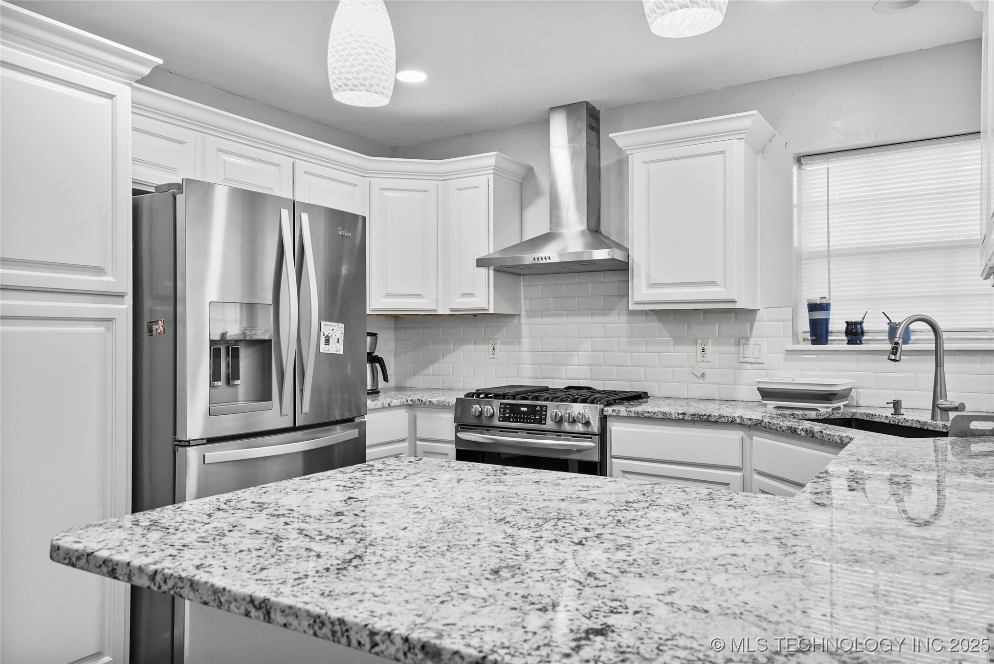 9909 N 115th East Avenue Property Photo 11