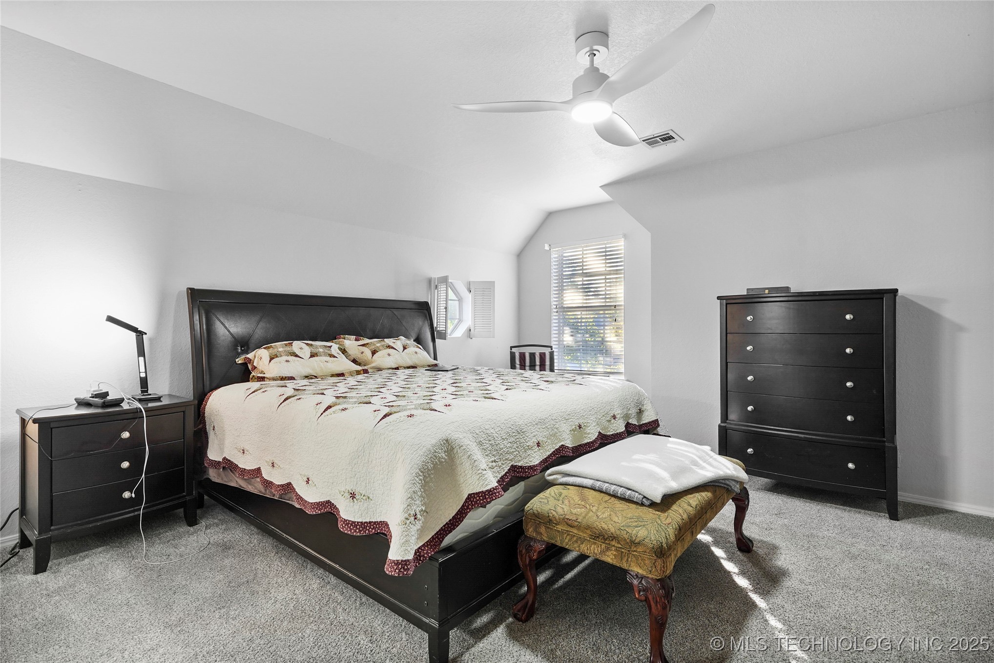 9909 N 115th East Avenue Property Photo 17