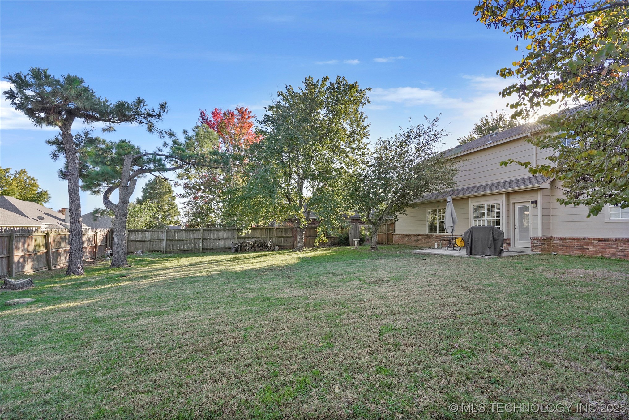 9909 N 115th East Avenue Property Photo 27