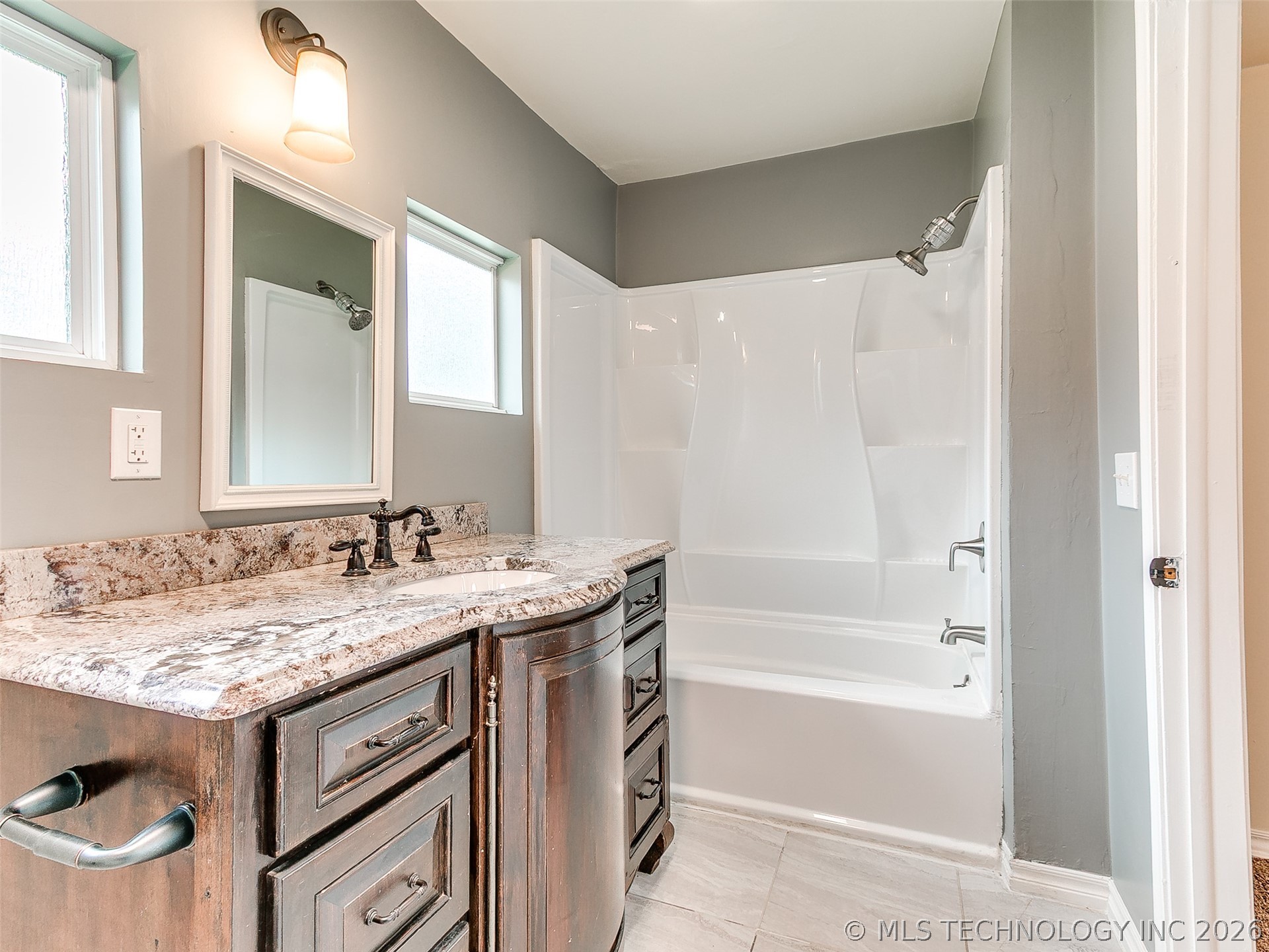 620 S Old Main Street Property Photo 14