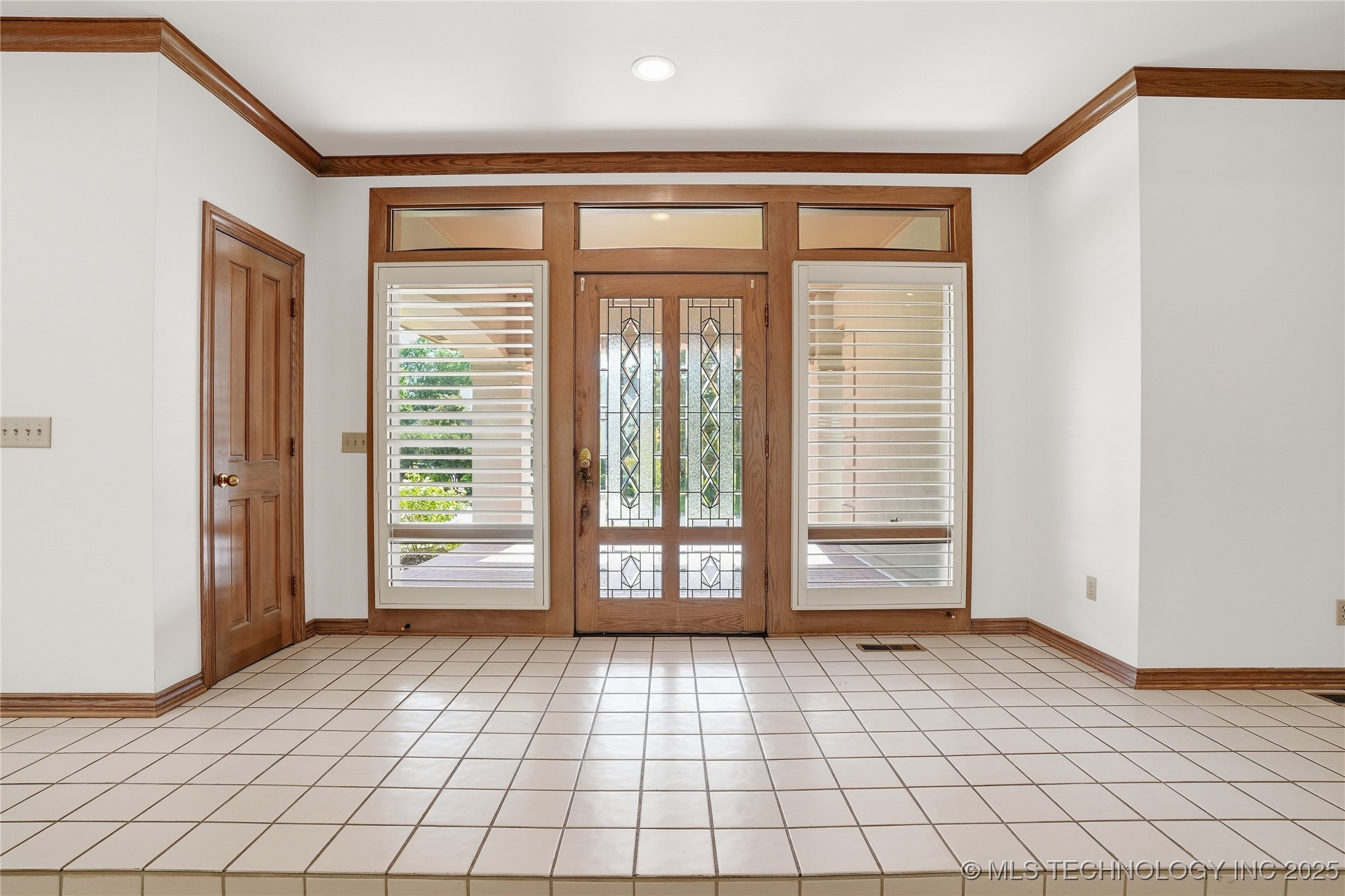 3149 E 89th Street Property Photo 17