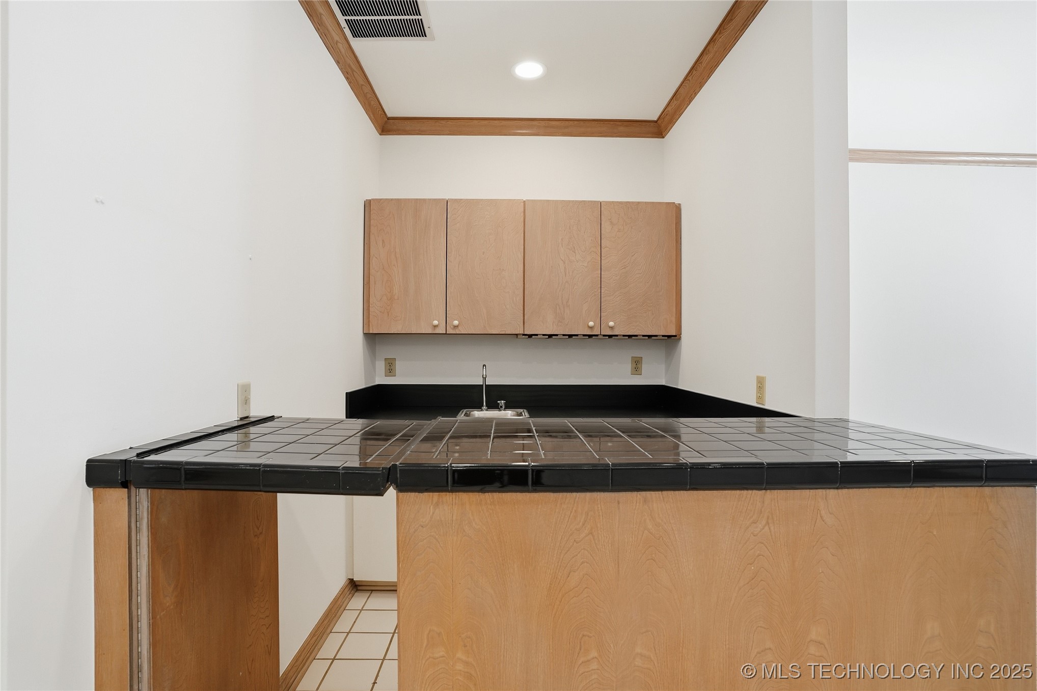 3149 E 89th Street Property Photo 30