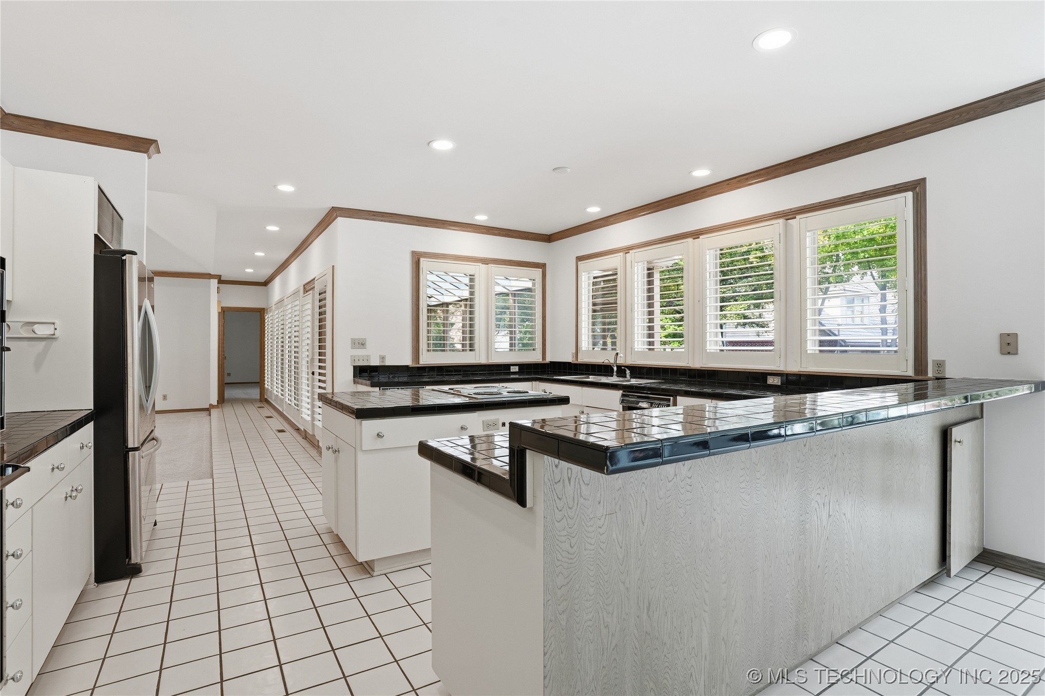 3149 E 89th Street Property Photo 39