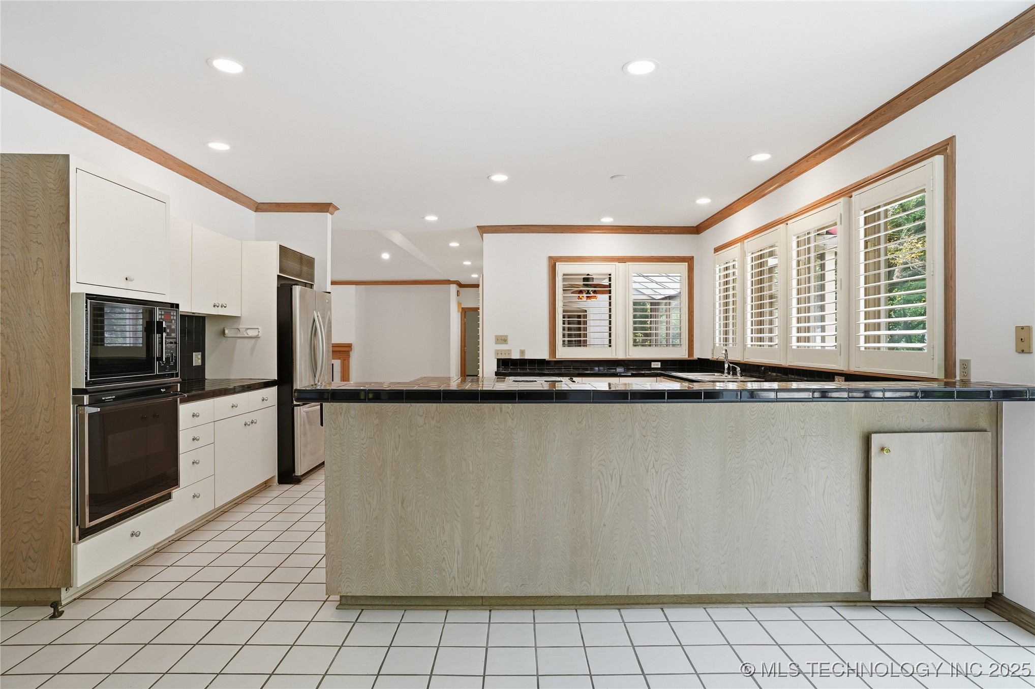 3149 E 89th Street Property Photo 40