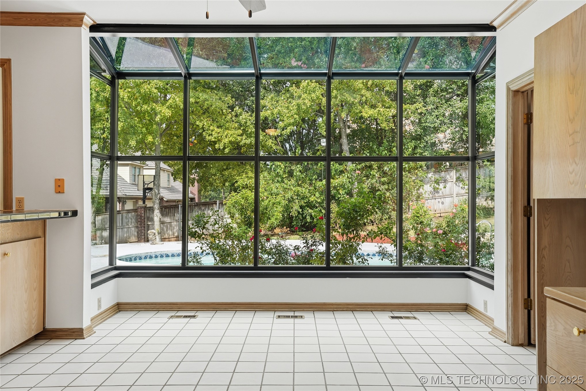 3149 E 89th Street Property Photo 44