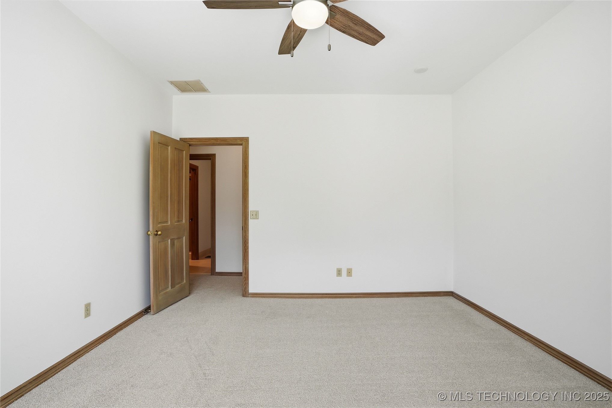 3149 E 89th Street Property Photo 49