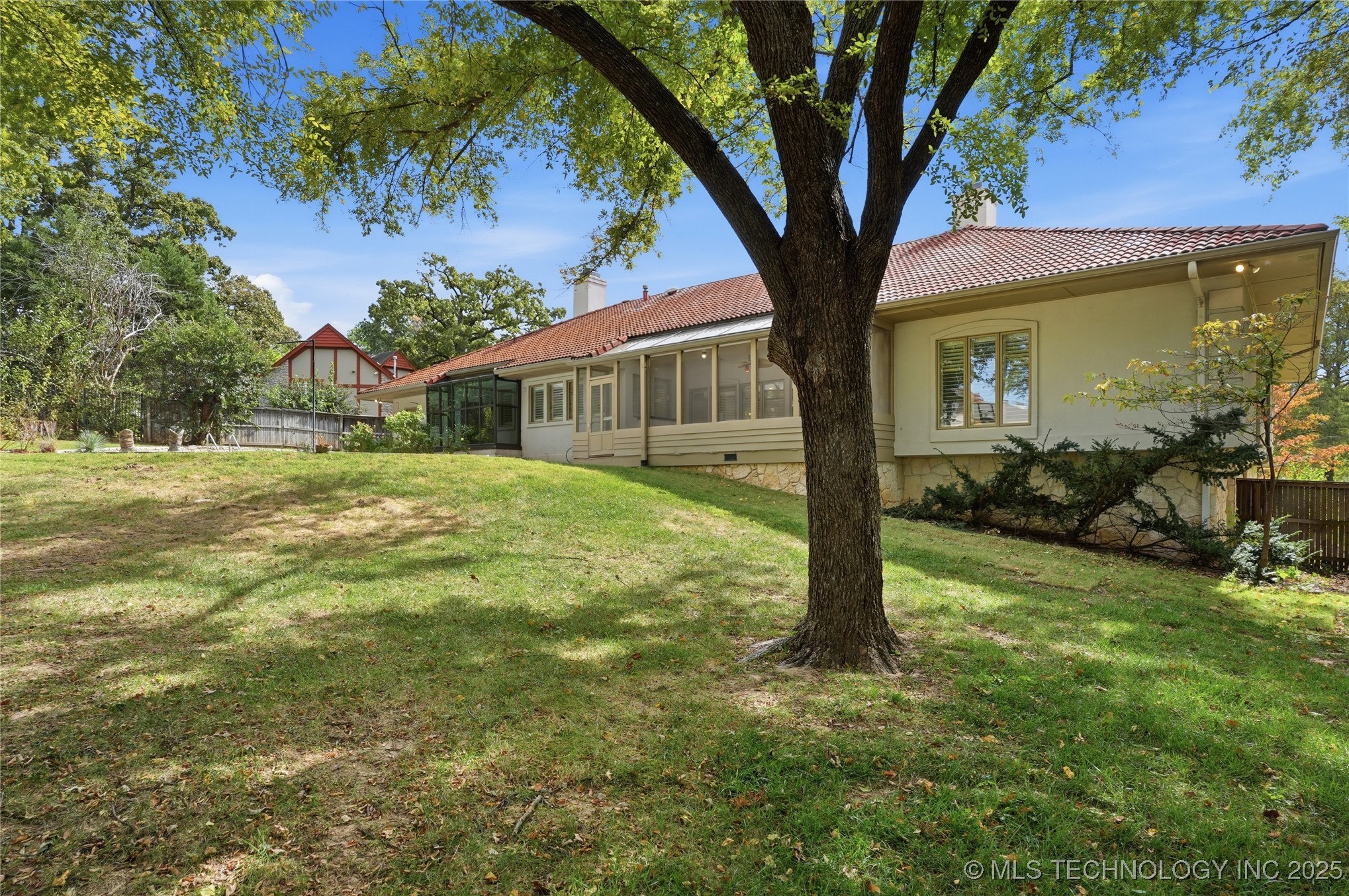 3149 E 89th Street Property Photo 93