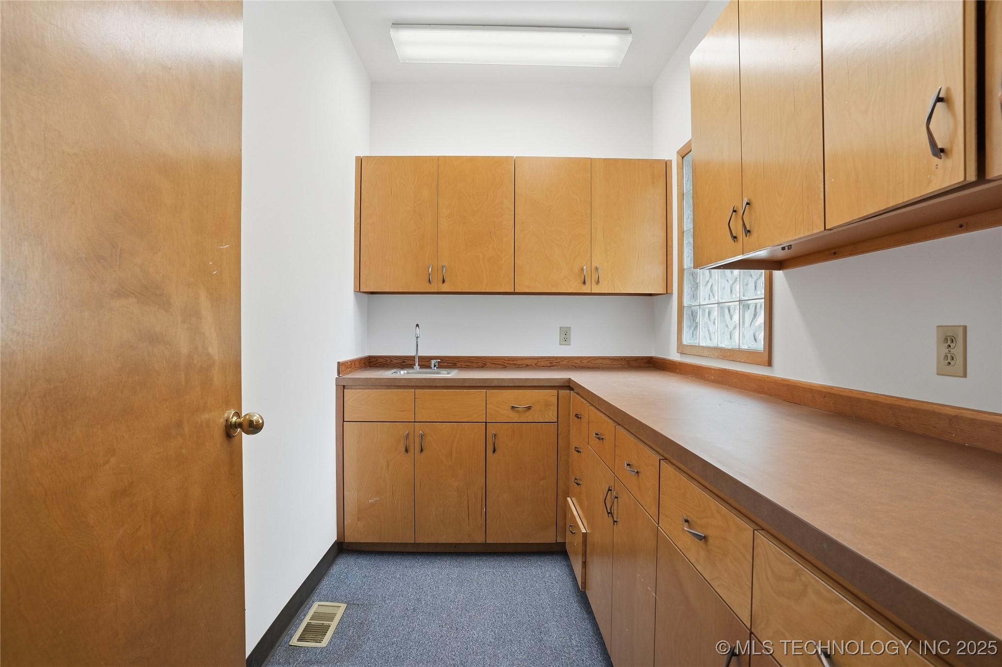 3149 E 89th Street Property Photo 94