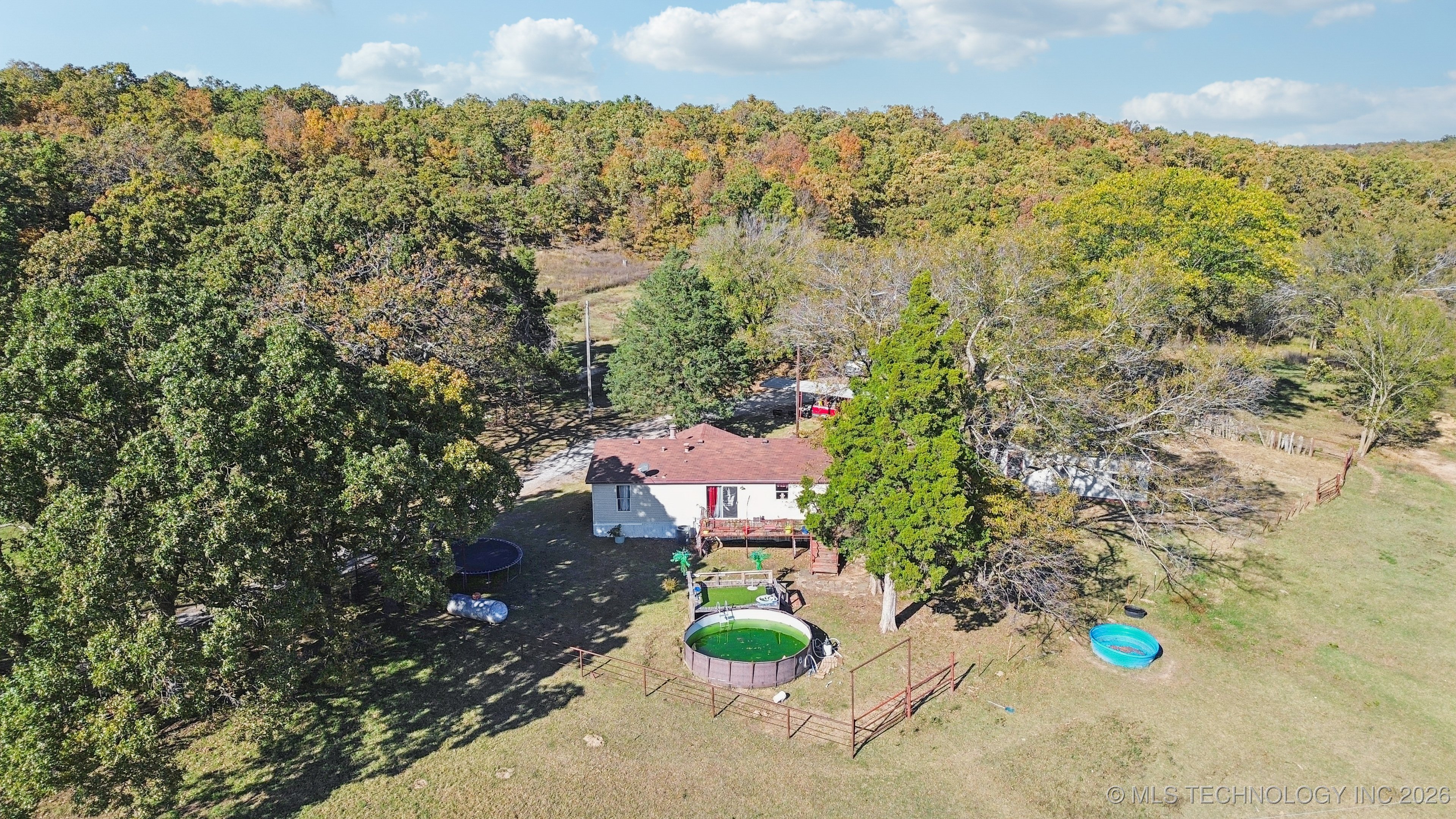 3306 2401 Road Property Photo 4