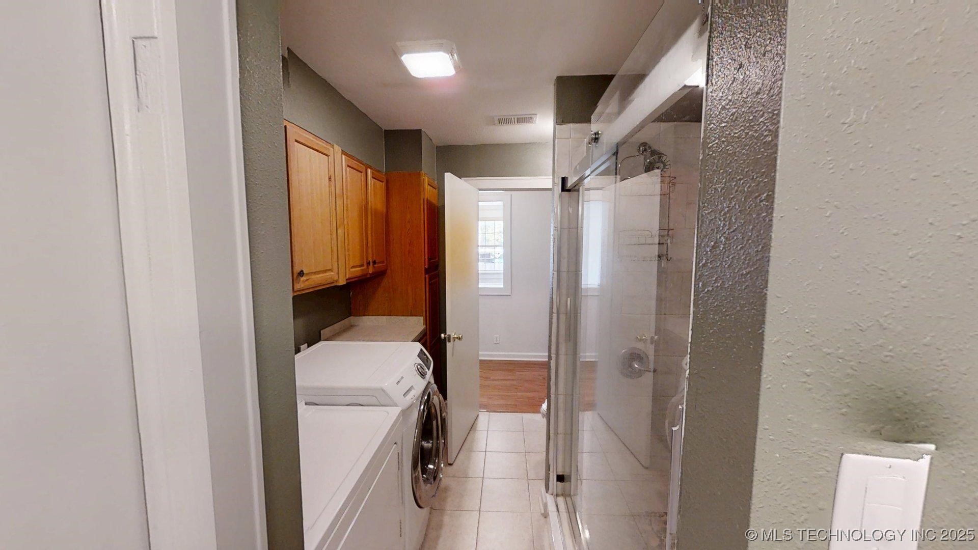 1723 Bixby Street Property Photo 15