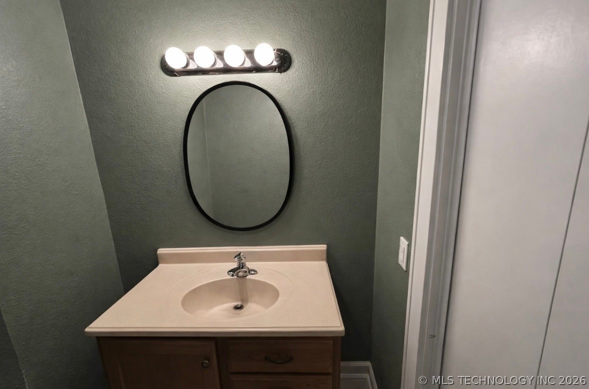 1723 Bixby Street Property Photo 17