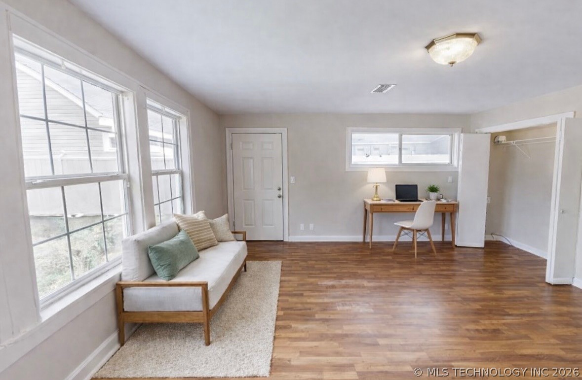 1723 Bixby Street Property Photo 21