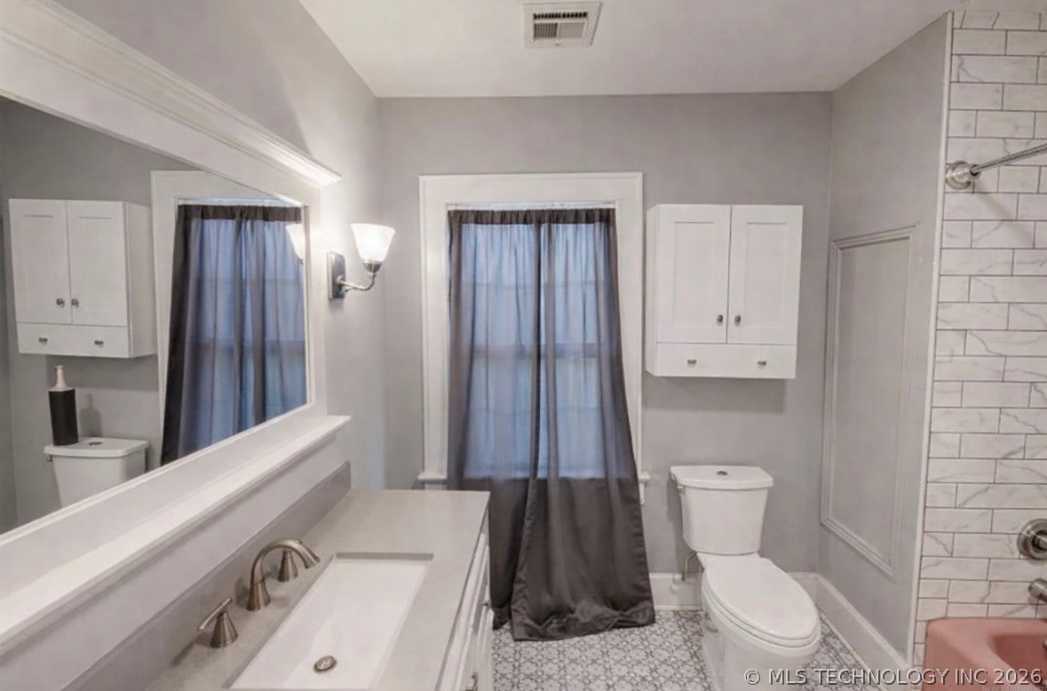 1723 Bixby Street Property Photo 27