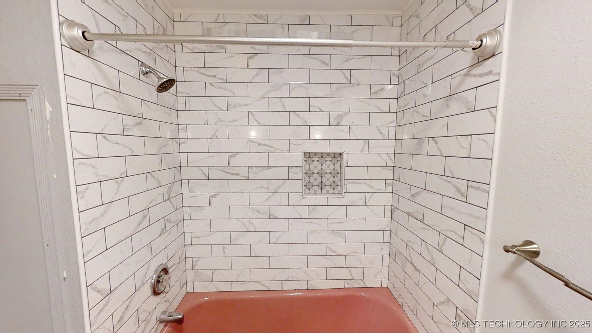 1723 Bixby Street Property Photo 29