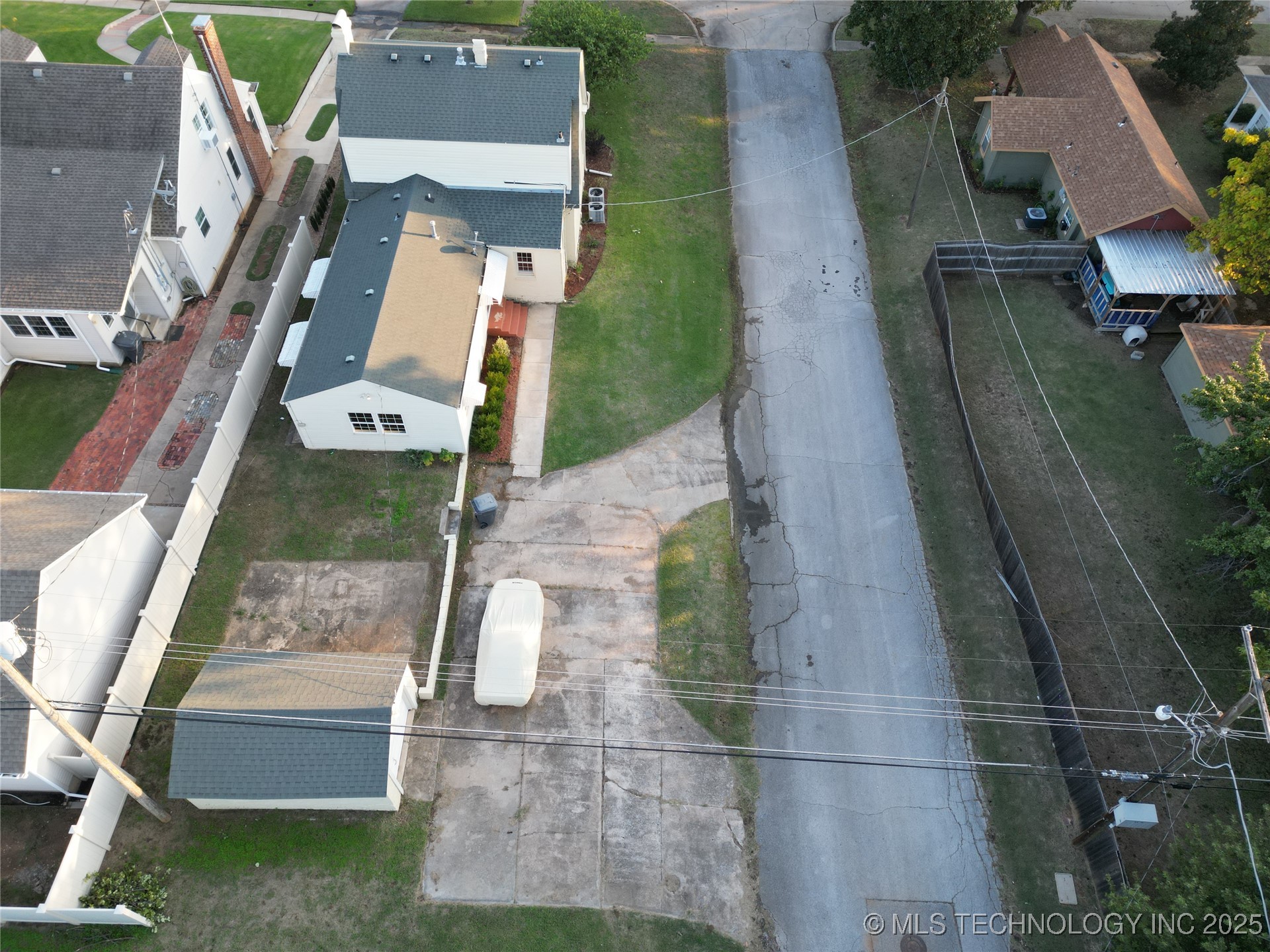 1723 Bixby Street Property Photo 38