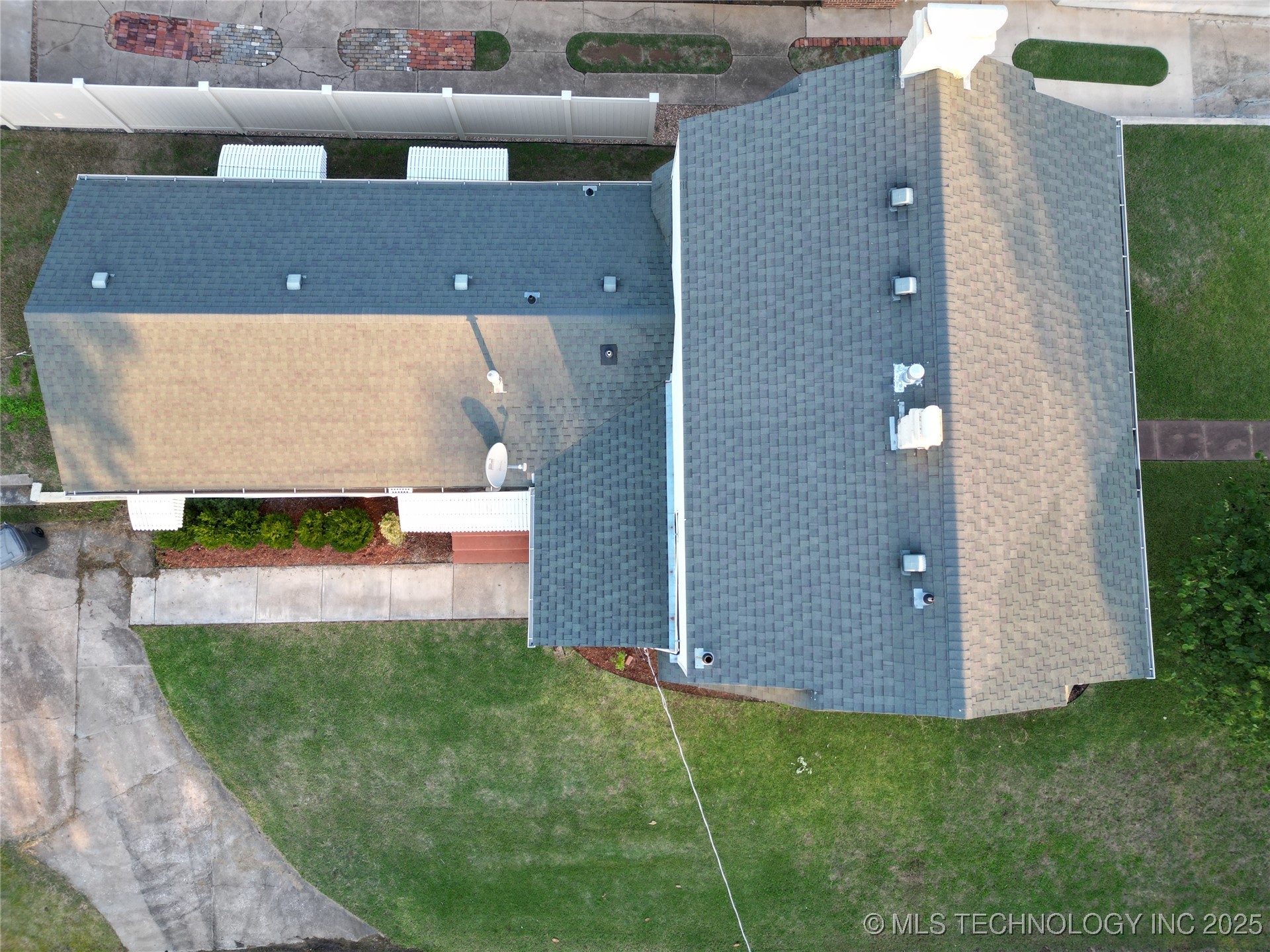 1723 Bixby Street Property Photo 47