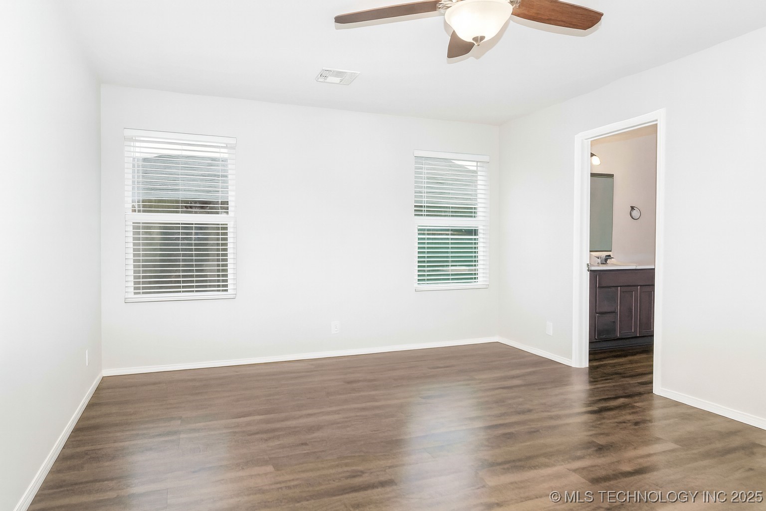 5741 E 146th Street S Property Photo 14