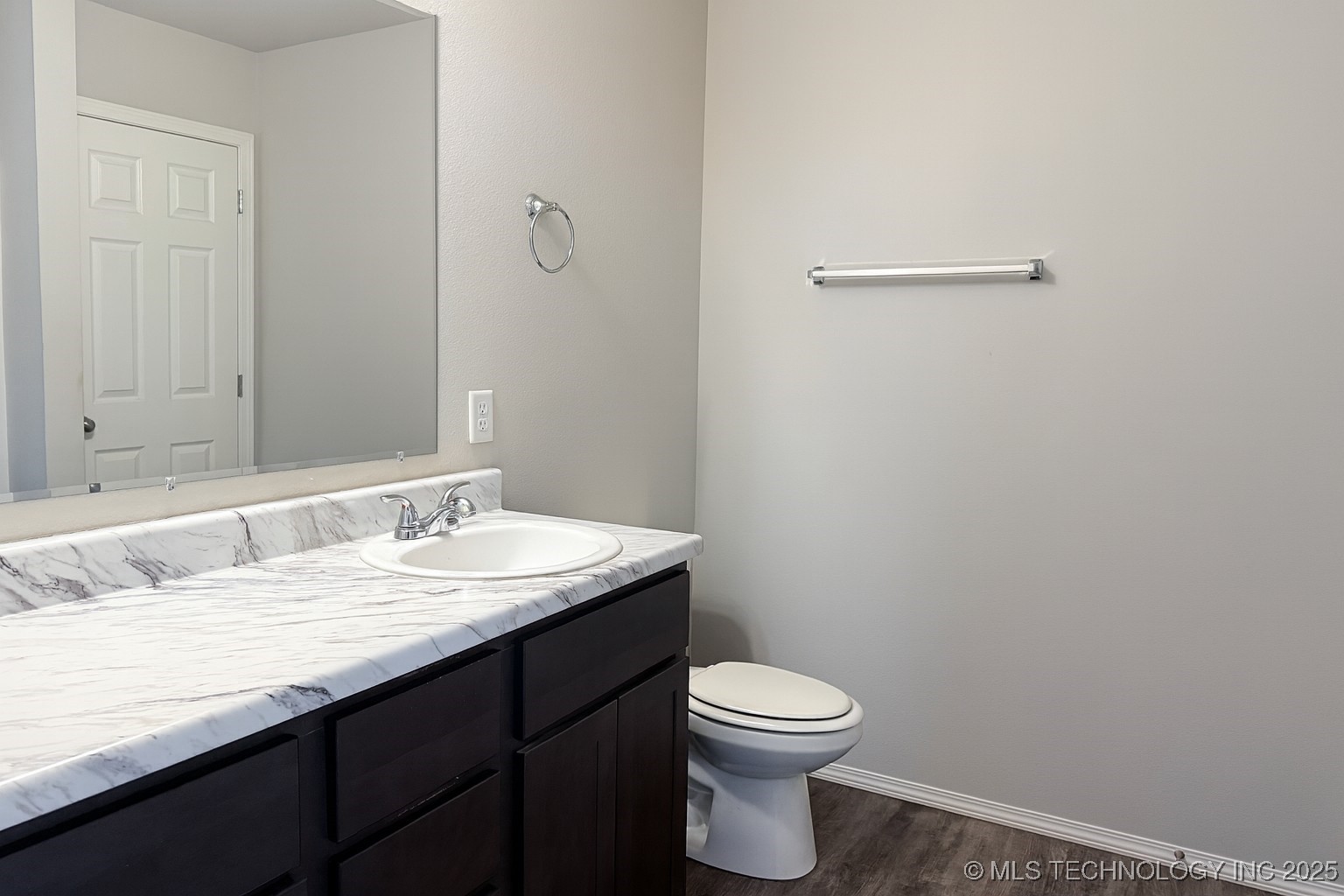 5741 E 146th Street S Property Photo 16