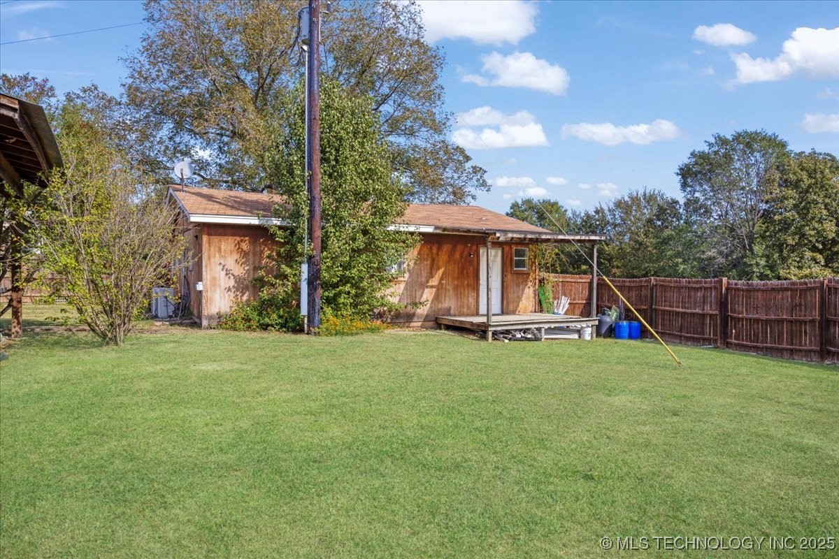 2251 Green Acres Drive Property Photo 13