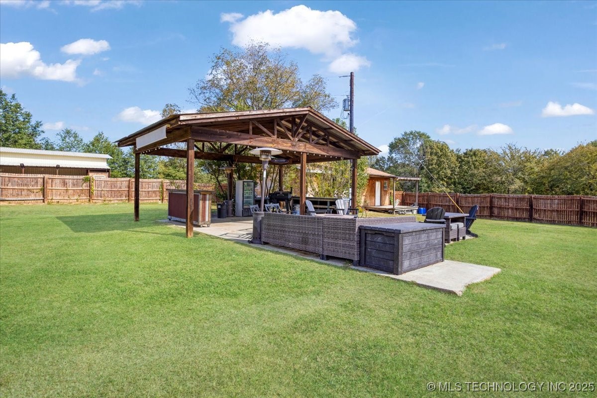 2251 Green Acres Drive Property Photo 14