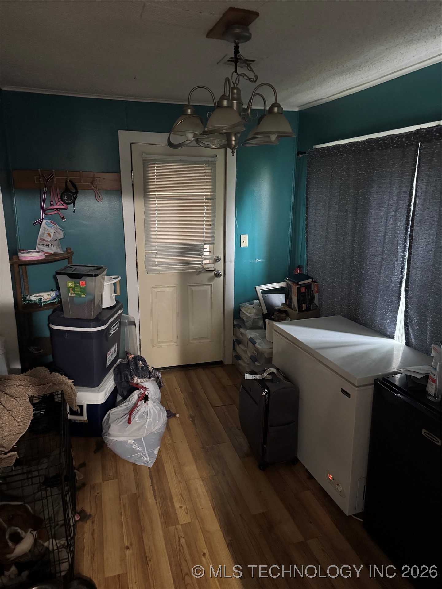 7 S Orphan Street Property Photo 10