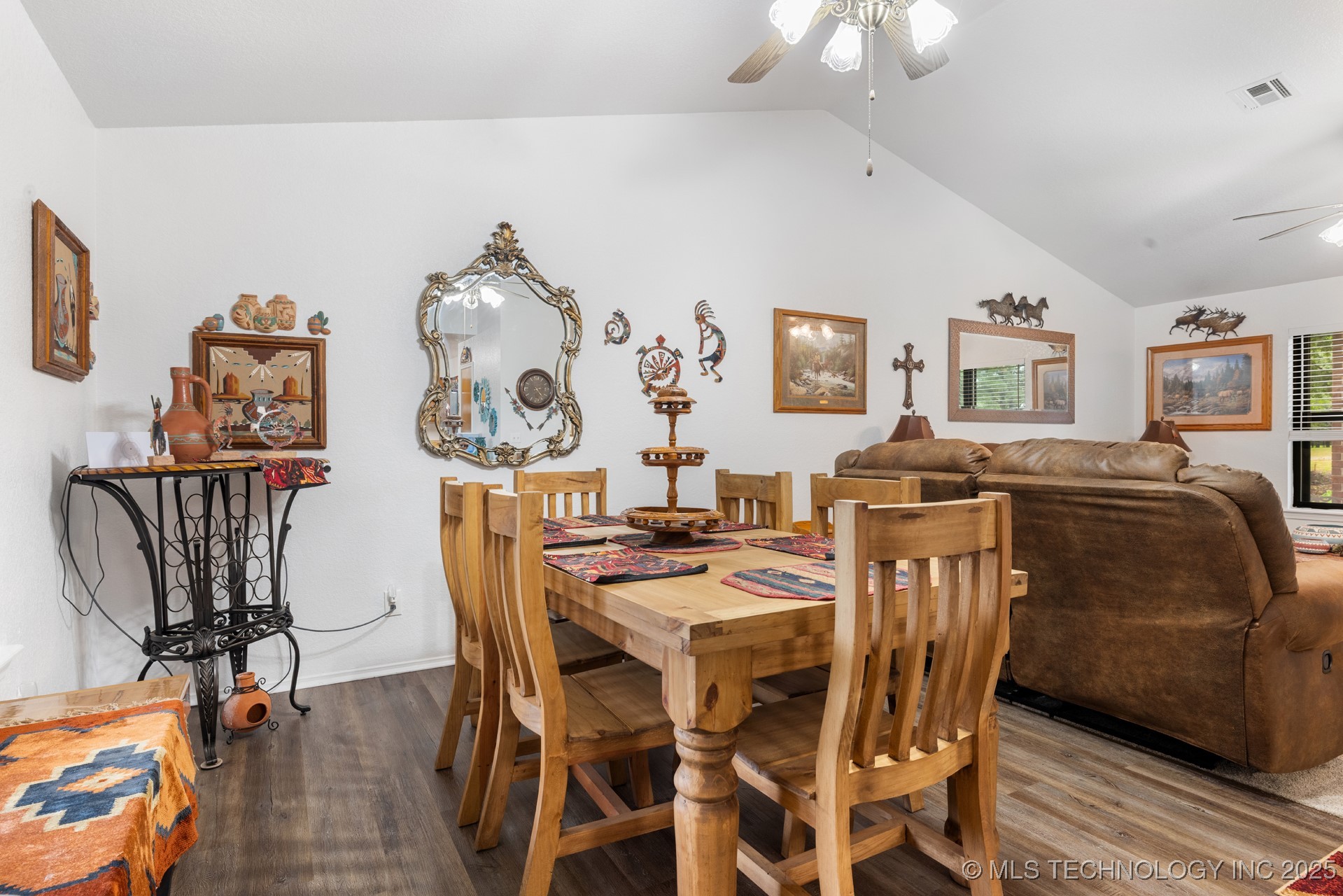 2607 E 2092 Road Property Photo 14