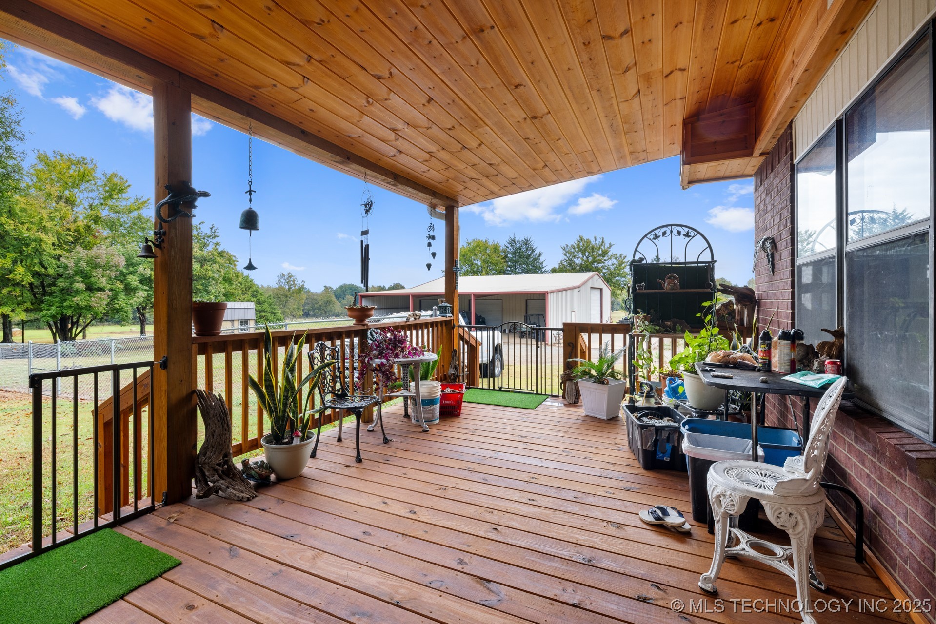 2607 E 2092 Road Property Photo 40