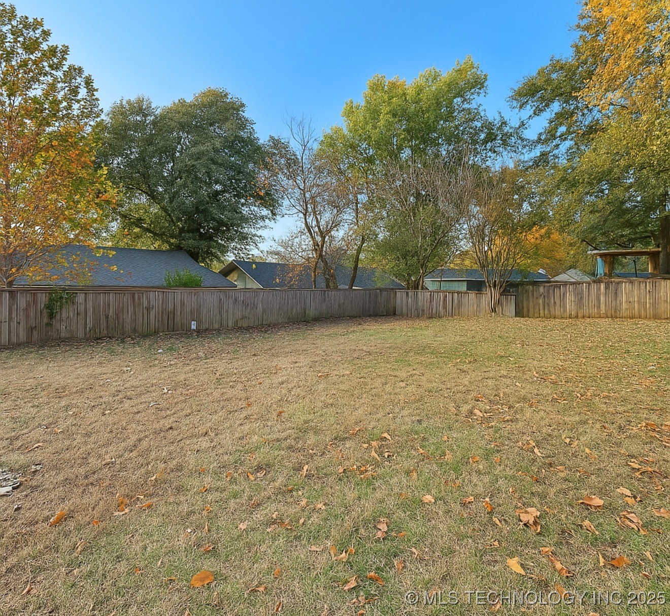 7836 S College Avenue Property Photo 30