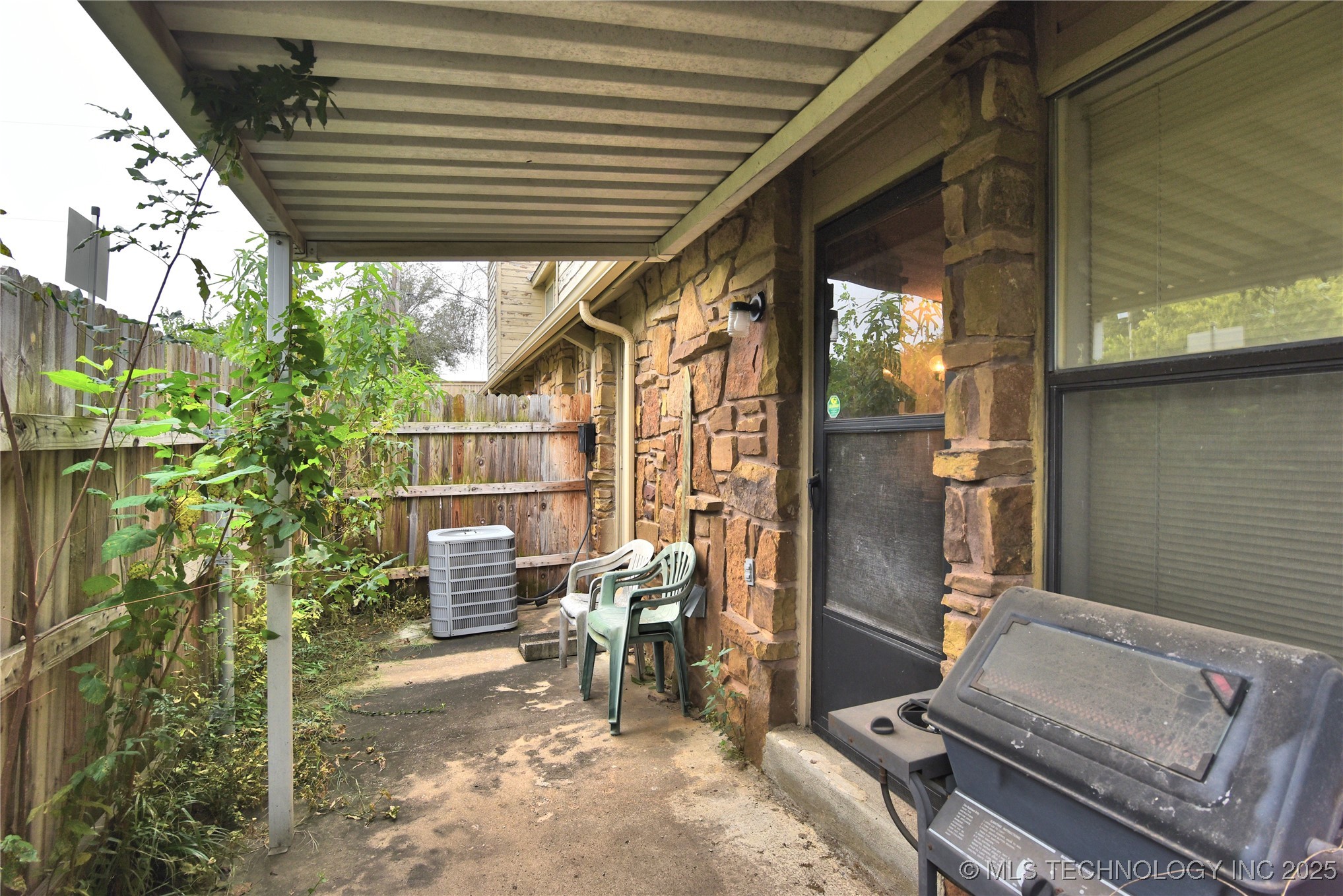 8148 E 17th Street O Property Photo 23