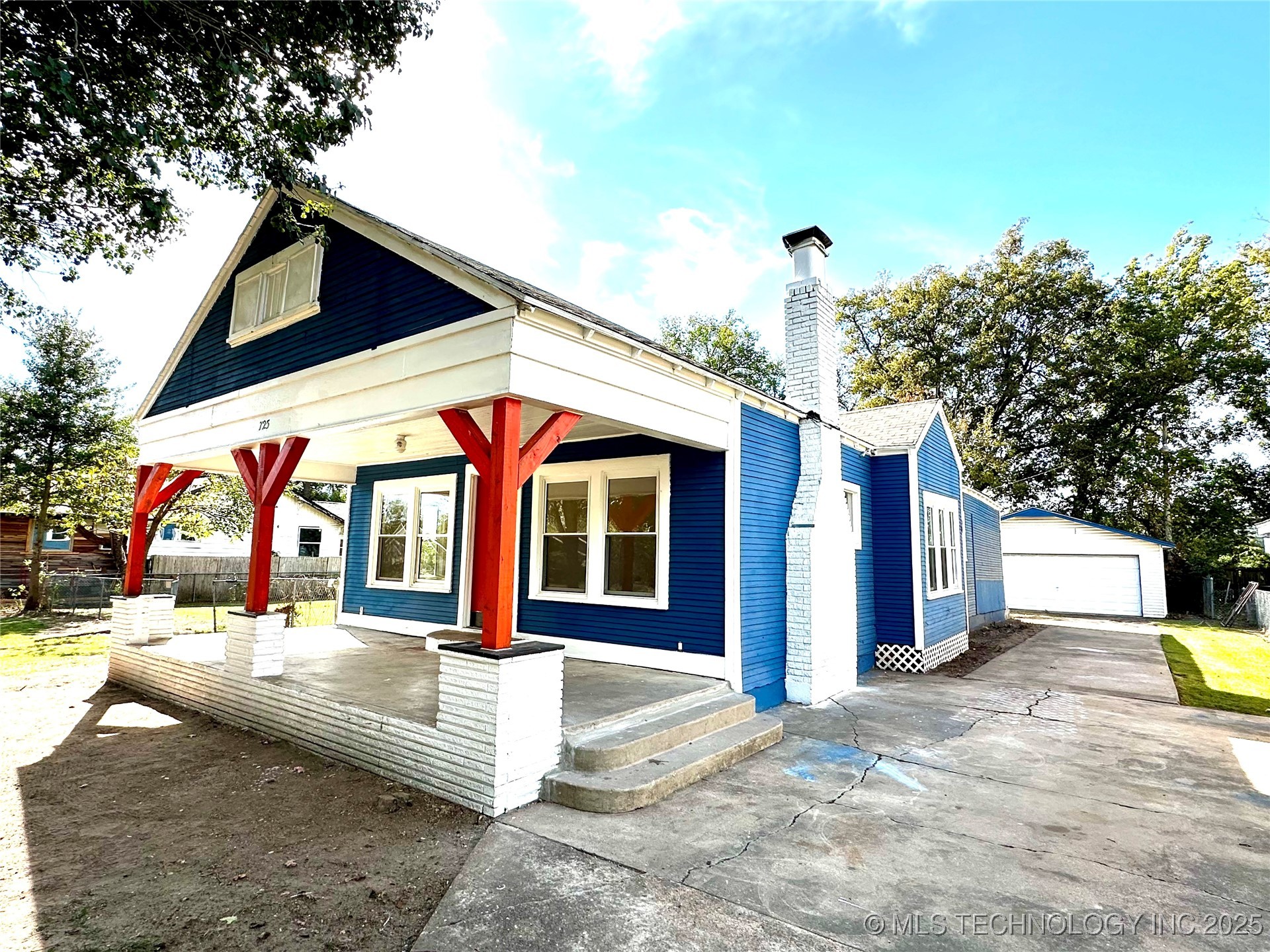 735 S 30th Street Property Photo 2