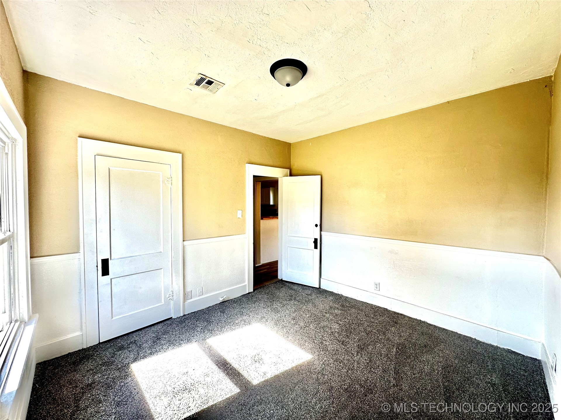 735 S 30th Street Property Photo 13