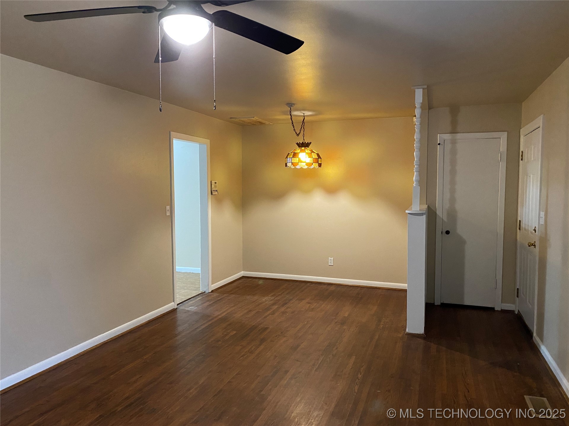 1366 N 95th East Avenue Property Photo 4