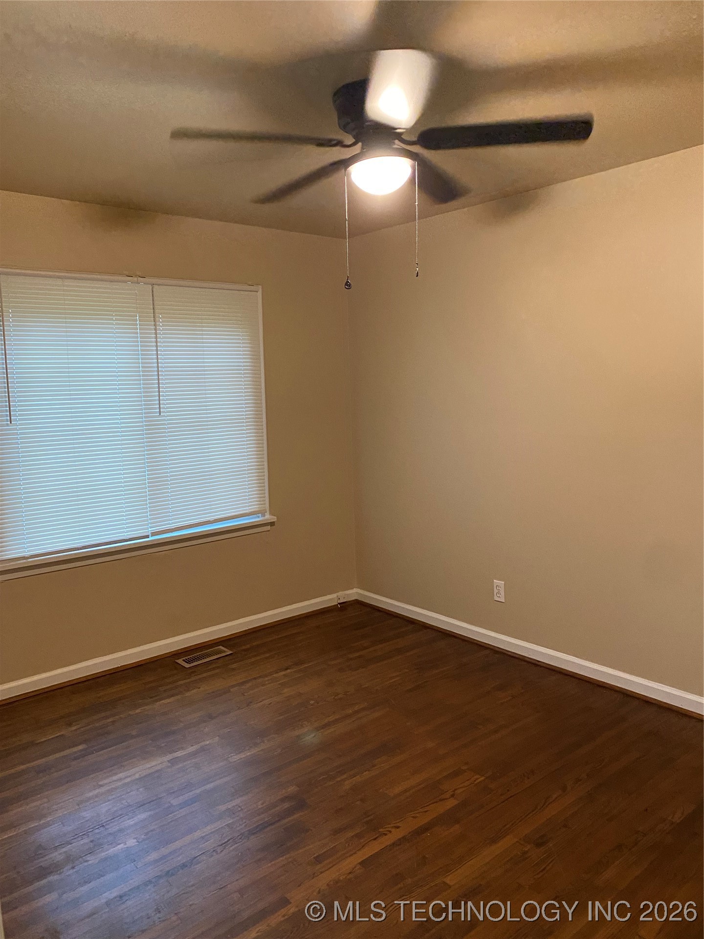 1366 N 95th East Avenue Property Photo 11