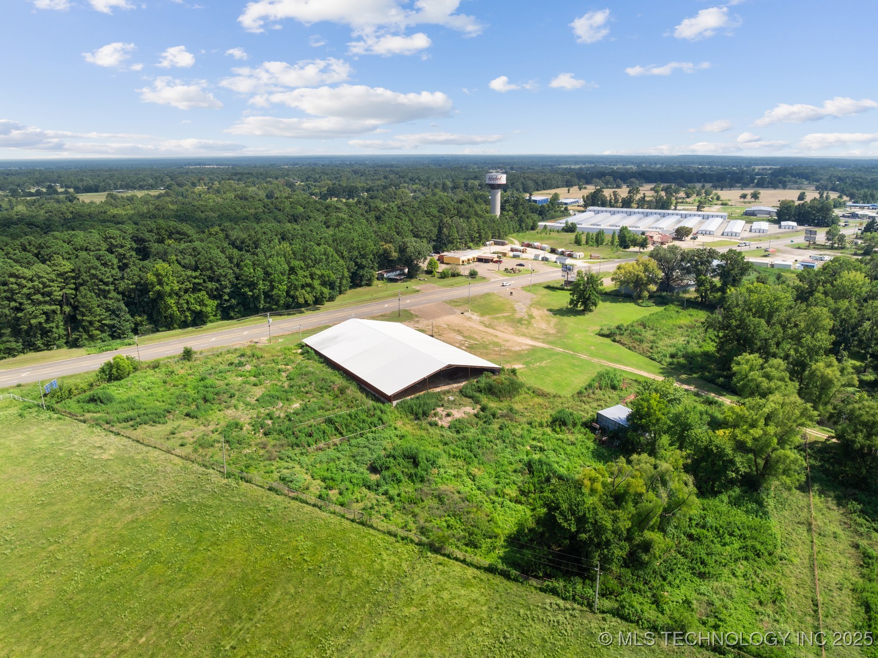 605 Ne Lincoln Road Property Photo 17