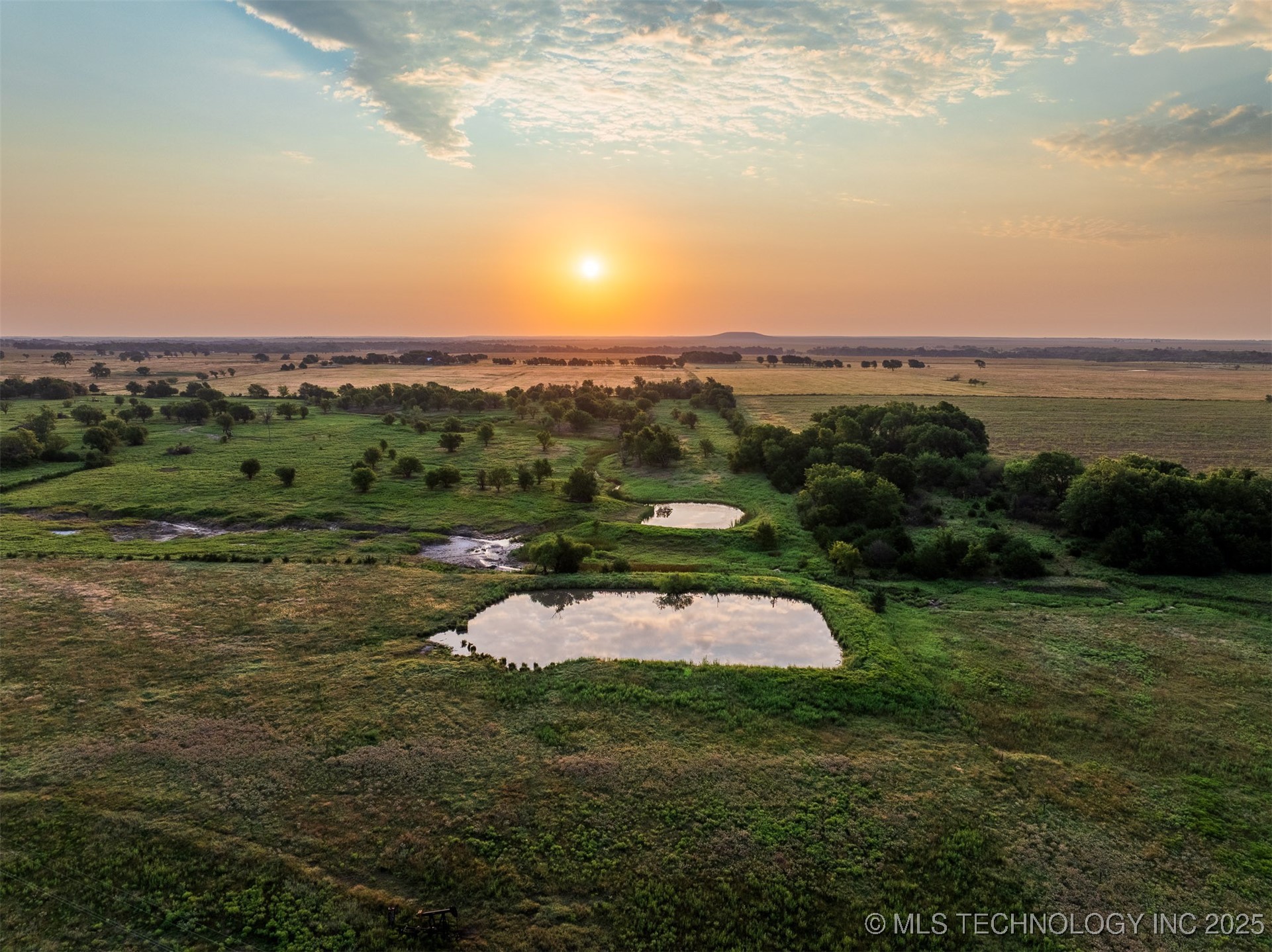 6 N 3990 Road Property Photo 6